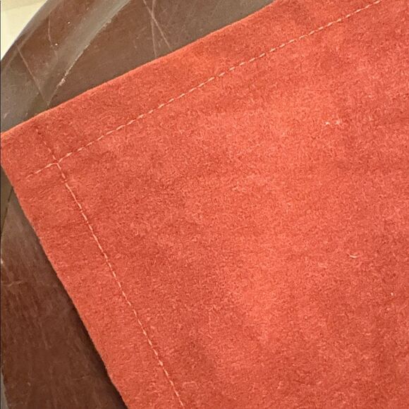Elegant Rust Velour Tablecloth - Picture 2 of 5